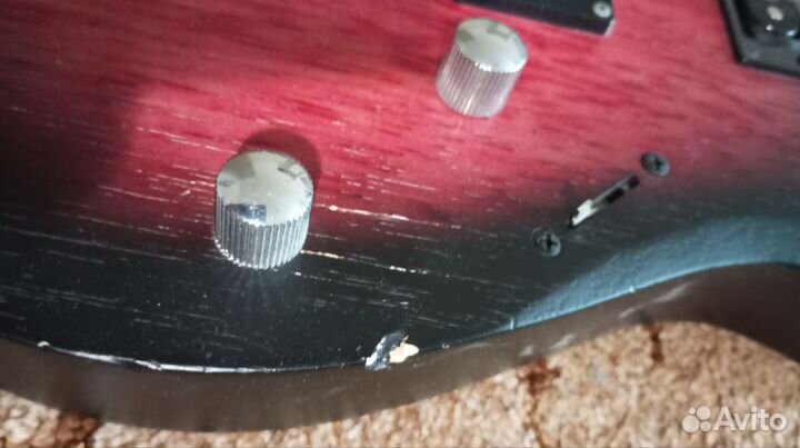 Электрогитара