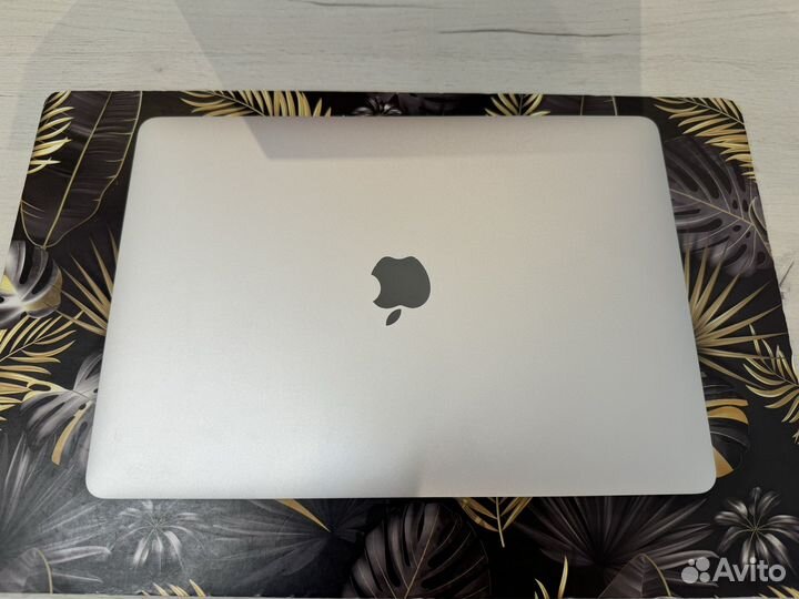 MacBook Pro 13-inch m2