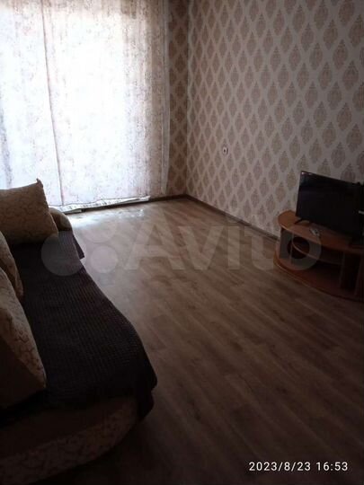 2-к. квартира, 65 м², 5/5 эт.