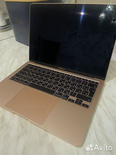 Apple macbook pro 13 2020 m1 8gb 256