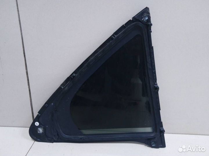 Стекло двери задней левой форточка Mercedes-Benz E