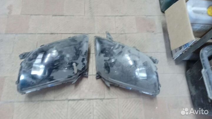 Фары Тоета Авенсис