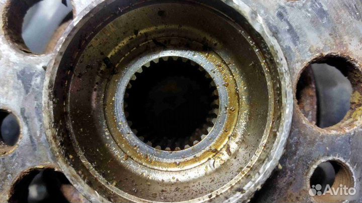 Кулак поворотный правый Mercedes-Benz Glk X204