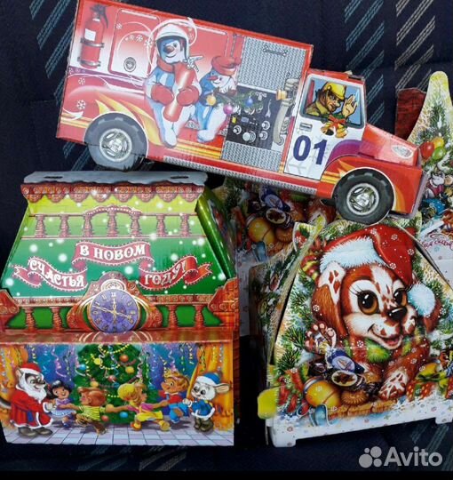 Подарочная коробка упаковка