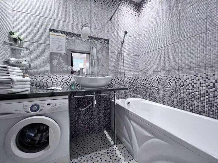 2-к. квартира, 54 м², 2/5 эт.