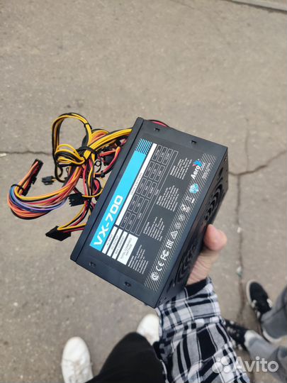 Блок питания aerocool VX-700