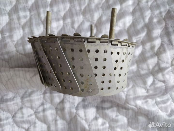 Формочка для приготовления блюд на пару