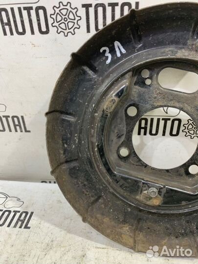 Пыльник тормозного диска задний левый Kia Sportage