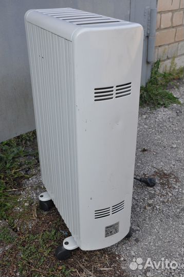 Масляный радиатор DeLonghi