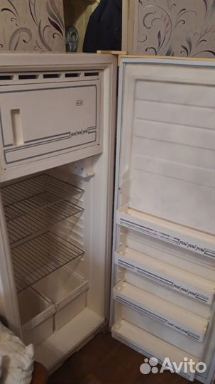 Холодильник б/у