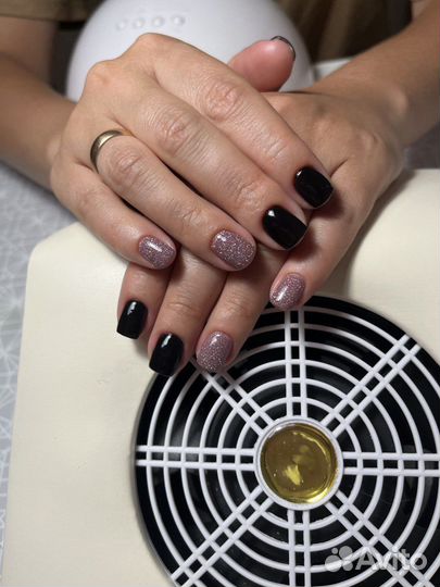 Маникюр, педикюр, коррекция