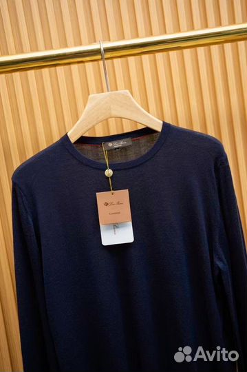 Легкий свитер Loro Piana