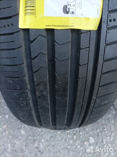 Forceland Vitality F22 235/40 R18 95W