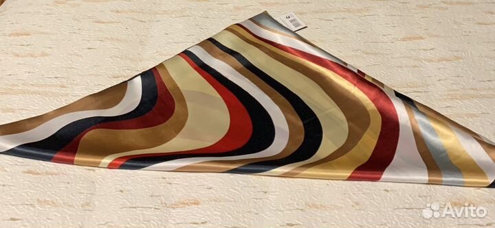 Атласный платок, новый с биркой