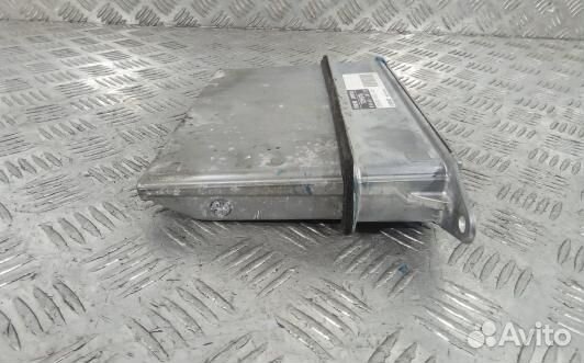 Блок управления двигателем lexus GS 3 (LAD16PF01)