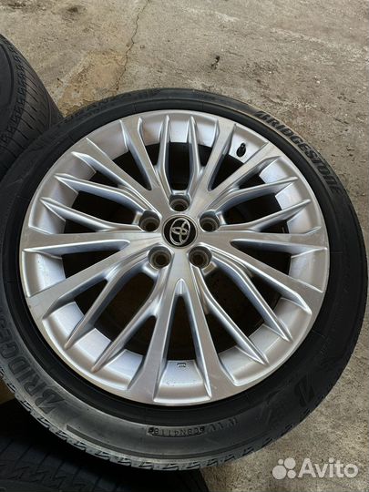 Колесa от камри 70 235/45/18