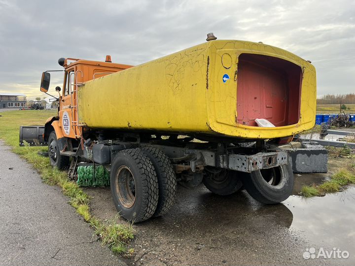 Поливомоечный ЗИЛ