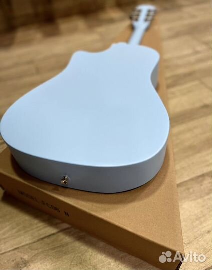 Акустическая гитара Belucci + доставка