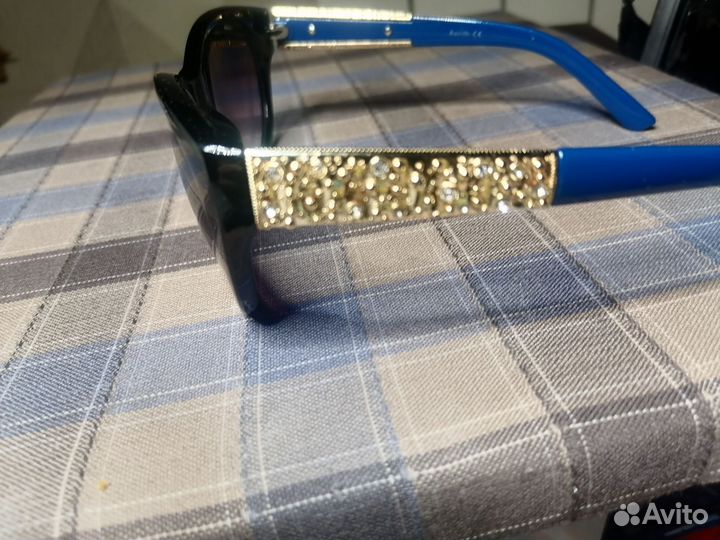 Солнцезащитные очки