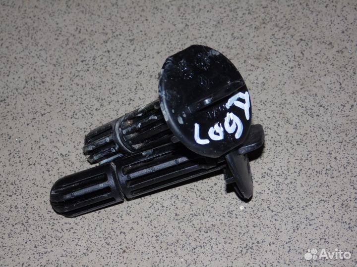 Кронштейны радиатора Рено Логан 2