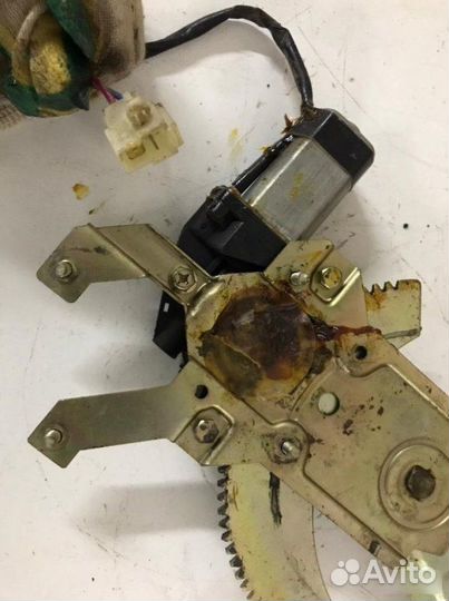 Стеклоподъемник передний Dadi Smoothing