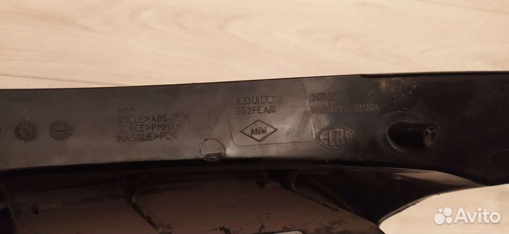 Задний левый фонарь Renault Sandero2