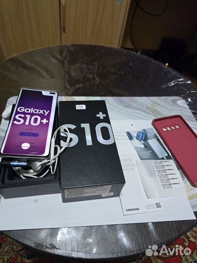 Samsung Galaxy S10+, 8/128 ГБ