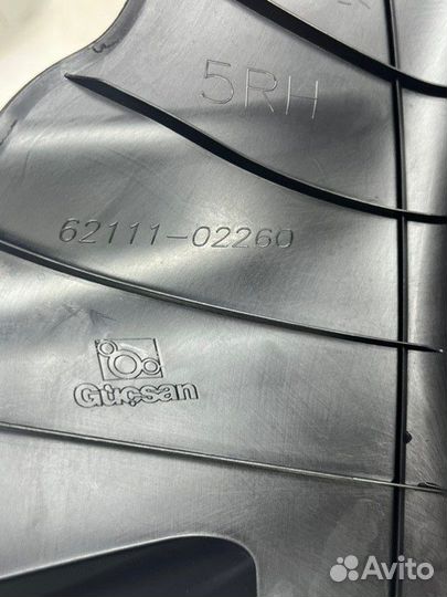 Накладка порога внутренняя передняя левая Toyota