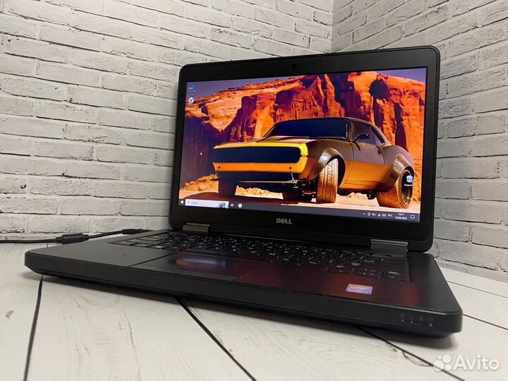 Быстрый ноутбук Dell i5 / SSD+HDD / 8Gb