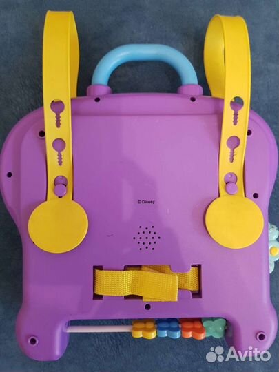 Развивающая игрушка в машину