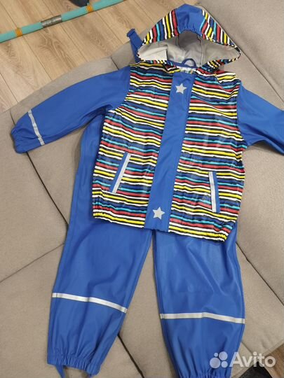 Непромокаемый костюм