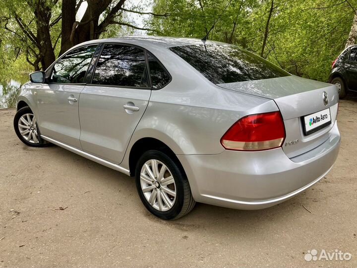 Volkswagen Polo 1.6 AT, 2012, 173 207 км