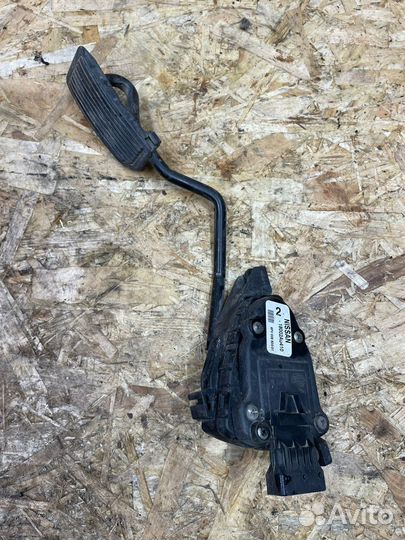 Педаль газа Nissan Primera p12