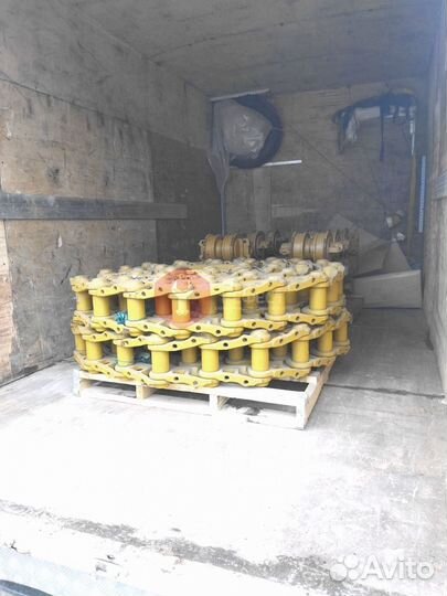 Цепь гусеничная Hyundai R160LC-7 CR2006A/49