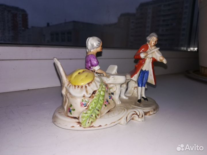 Статуэтка германия