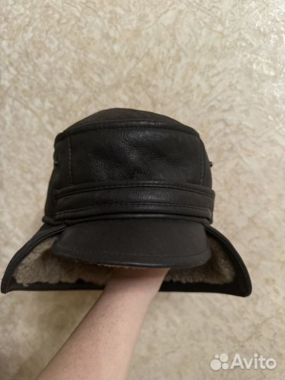 Шапку кожаная мужская