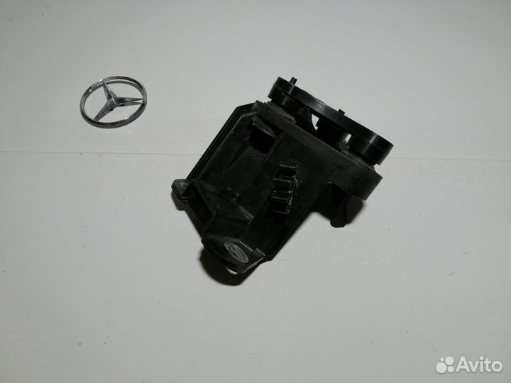 Держатель блока ABS Mercedes CLS 218