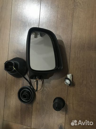 Зеркало правое для Лада Ларгус