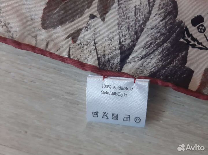 Шековый платок бренда fraas 85 на 86