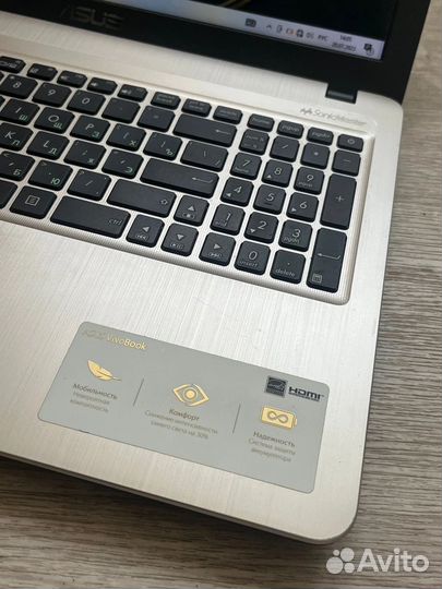 Asus в идеале, 4 ядра InteL, 8Gb, SSD 256Gb