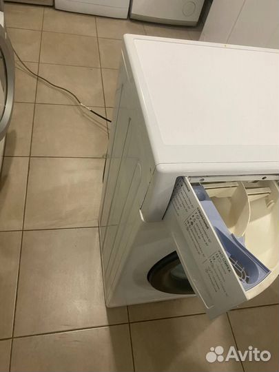 Стиральная машина Ariston wmsg 600 B