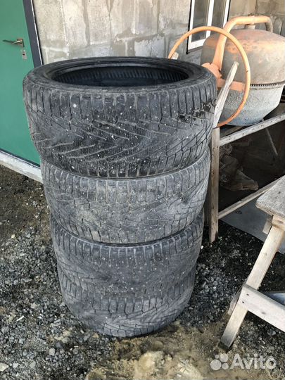 Nokian Tyres Hakkapeliitta 7 295/40 R21