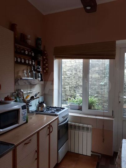 Комната 20 м², 1/3 эт.