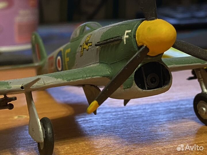 Самолет в масштабе 1/72