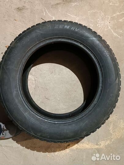 Kumho I'Zen RV Stud KC16 235/60 R18 107