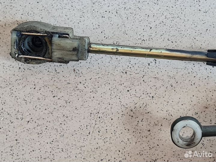 Трос кулисы МКПП Kia Magentis 2001г