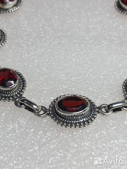 Серебряный браслет с Натуральным Гранатом