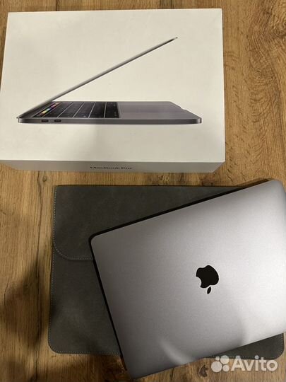 Apple MacBook Pro 13 2019 128GB Touch Bar TouchID