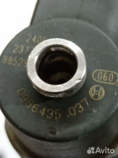 A6130700887 топливная форсунка 2.2 2.7 3.2 CDI