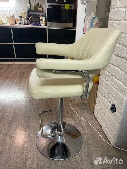 Барный стул